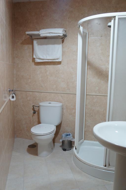 Hostal La Conilena Conil De La Frontera Rum bild