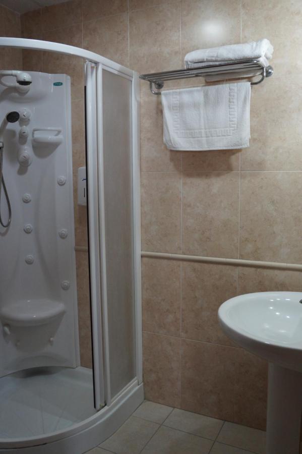Hostal La Conilena Conil De La Frontera Exteriör bild